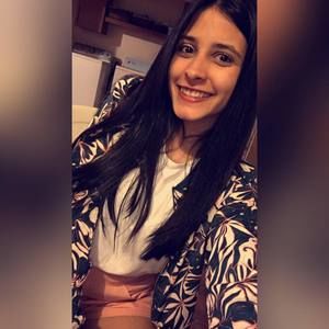 Meet your Posher, Stefany